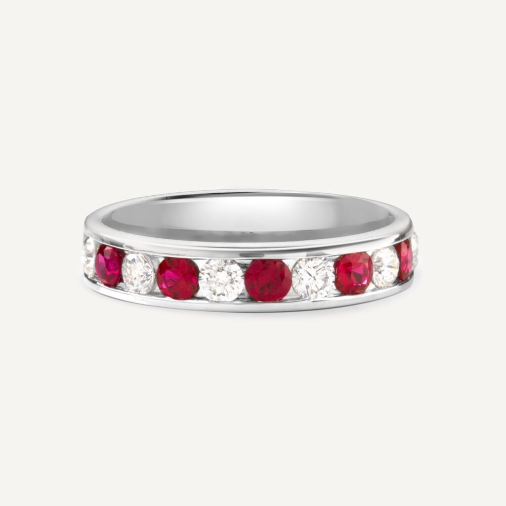 Bespoke Ring Using Heirloom Jewels