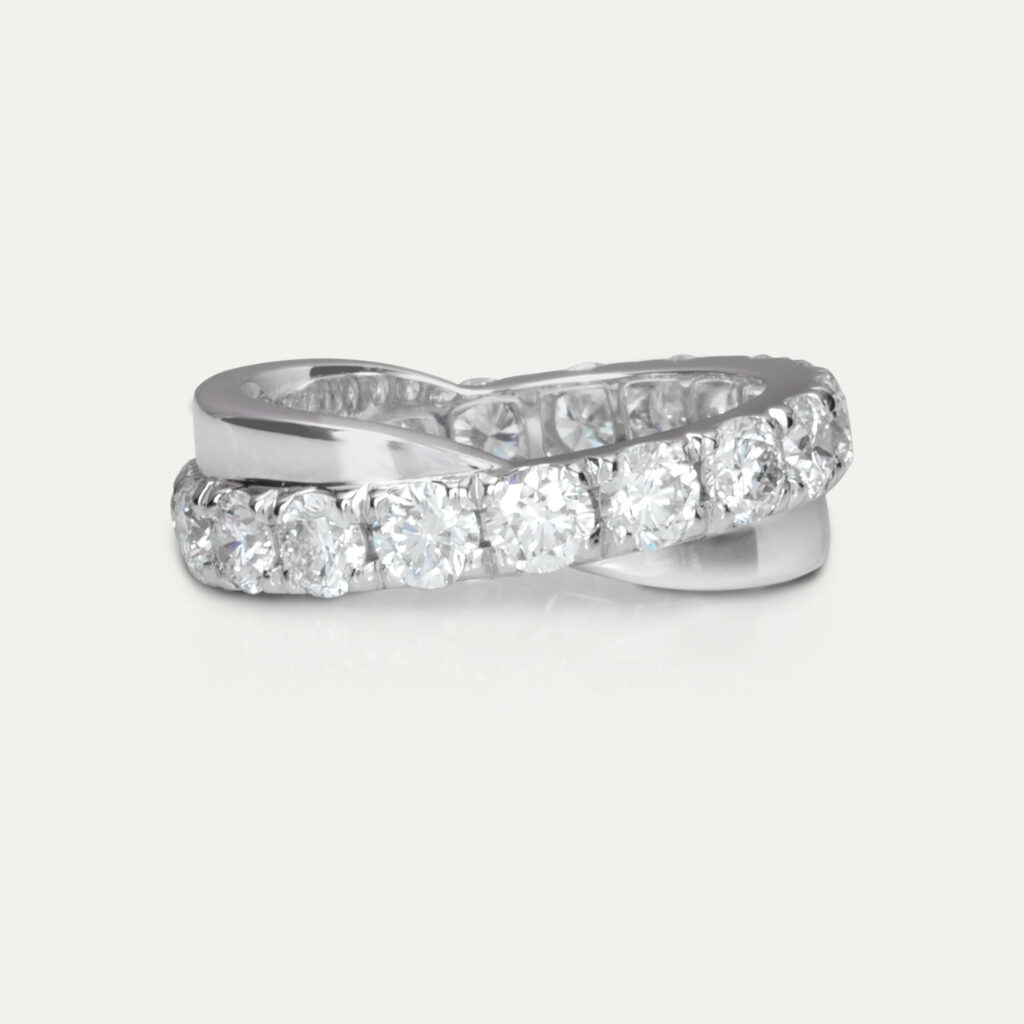 Fraser’s Everlasting Love Interlocking Diamond and Plain Platinum Band Eternity Ring