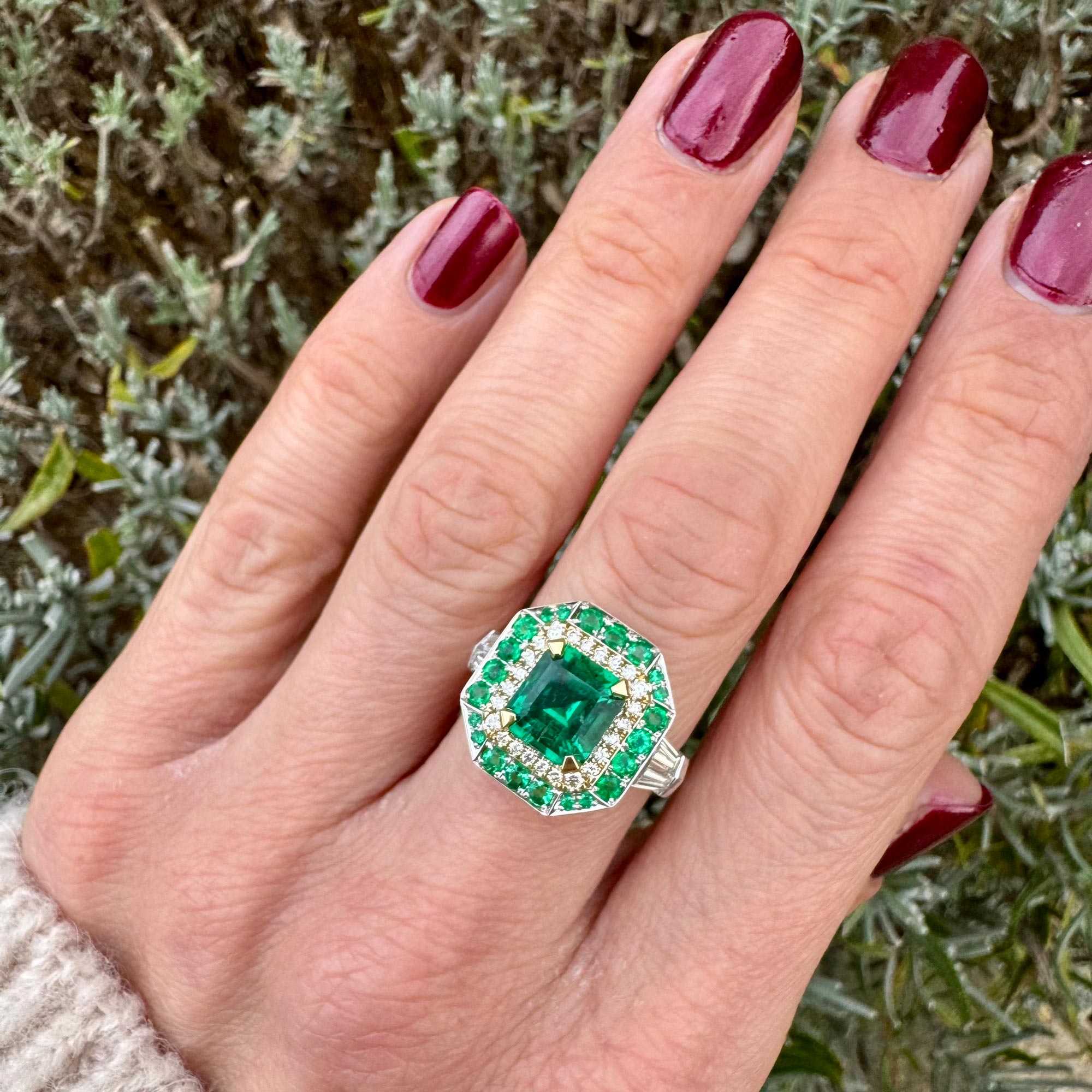 Emerald and diamond ring